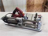 Skilsaw 3600 Flooring Saw