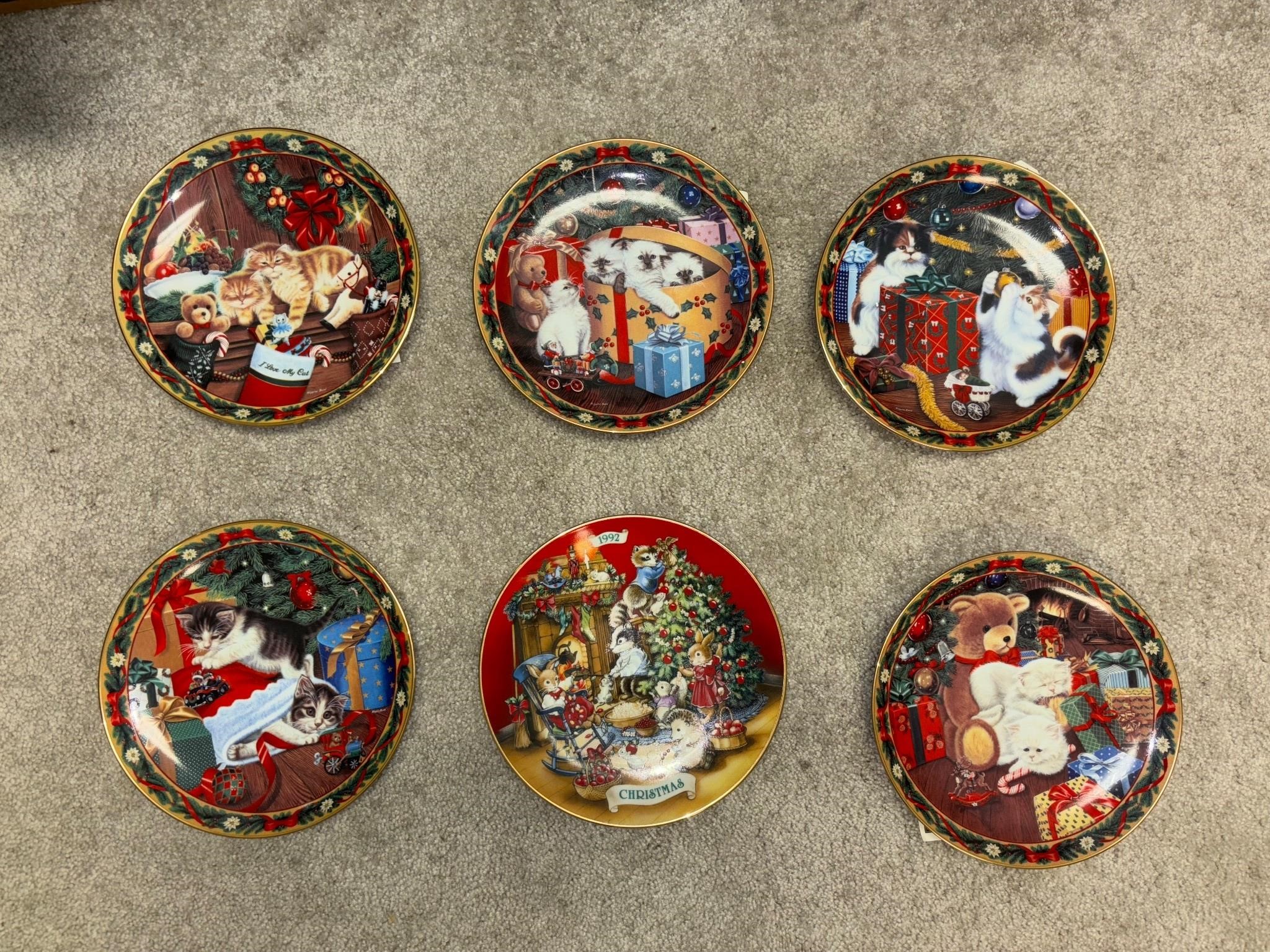 6 Christmas Decor Plates