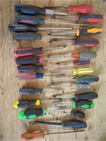 25 Screwdrivers, Various Types and Sizes