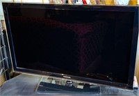 SAMSUNG 46 in LCD TV