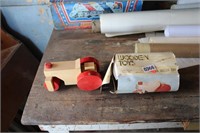 VTG. WOODEN TOY TRACTOR