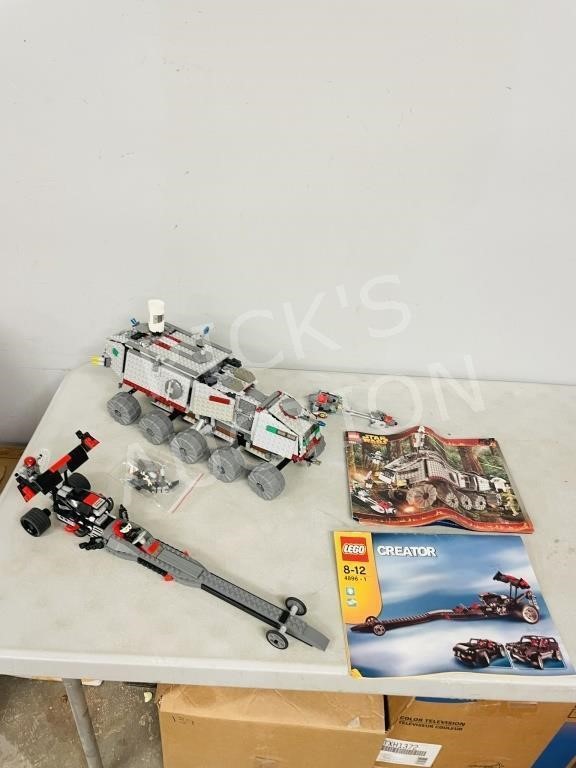 2 LEGO kits - built - Clone Turbo Tank & Dragster