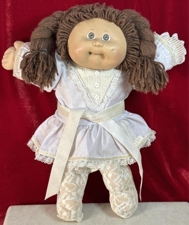 Cabbage Patch, Boyd's Bears, Art, & Other Items!