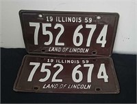 Vintage Illinois license plate