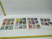 lot of 33 early 1970's hockey cards