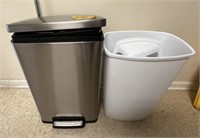 (2) GARBAGE CANS