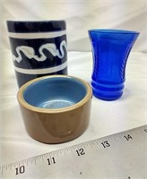 D4) Blue Stoneware, Glass, Ceramic. (3)