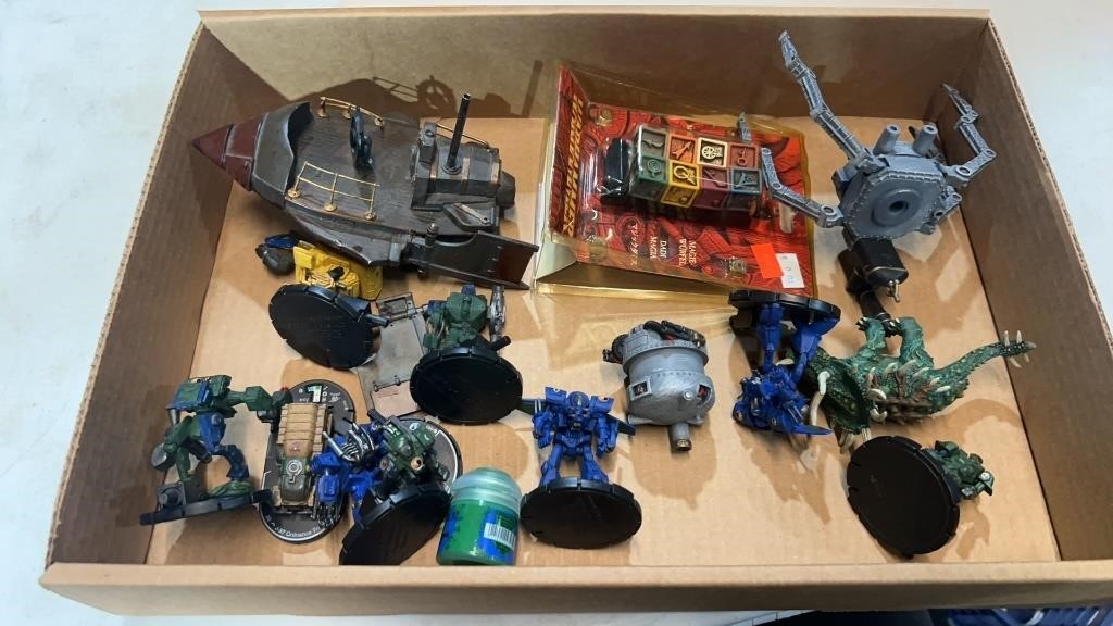 COLLECTIBLE AND VINTAGE TOY AUCTION #8