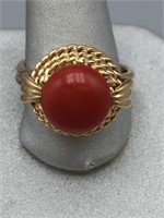 14k yg red stone ring