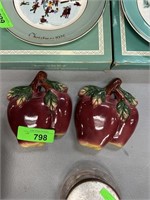 2PC VTG POTTERY APPLE WALL DECOR PIECES