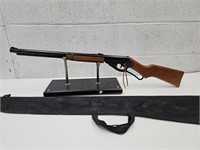 Nice Daisy BB Gun W Bag Model 19388