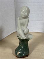 Royal Doulton Figurine - Amused Child Study H48