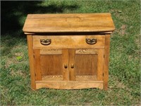 Antique American Wash Stand 30"W x 17"D x 24"T