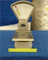 Vintage PITNEY BOWES Scale