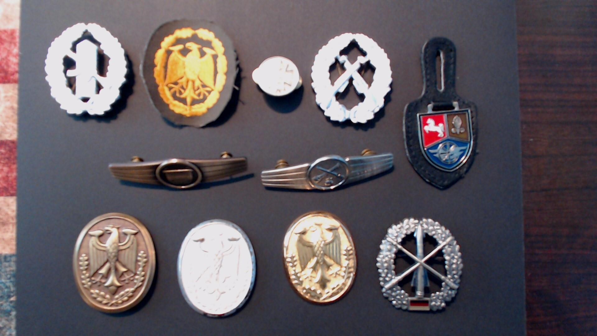 Lot of Foreign Army Badges, German and Italian