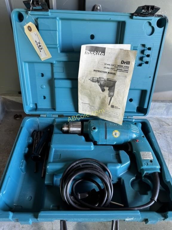 Makita electric drill with 1/2" Jacob's chuck and