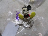 MICKEY MOUSE KEY CHAIN