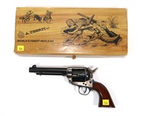 A. Uberti Model 1873 Cattleman .44-40 S.A.