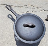 Cast iron skillet