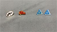 2 Arab and 2 Masonic Pins