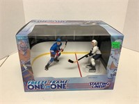 Freeze Frame Gretzky vs Bure