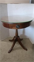 Vintage Lamp Table w/Glass Top Protector-22" Diam