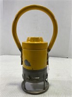 ADLAKE NO.31F CONDUCTORS RAILROAD LANTERN