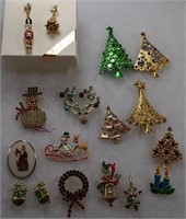 17 COSTUME JEWELRY EARRINGS BROOCHES CHRISTMAS