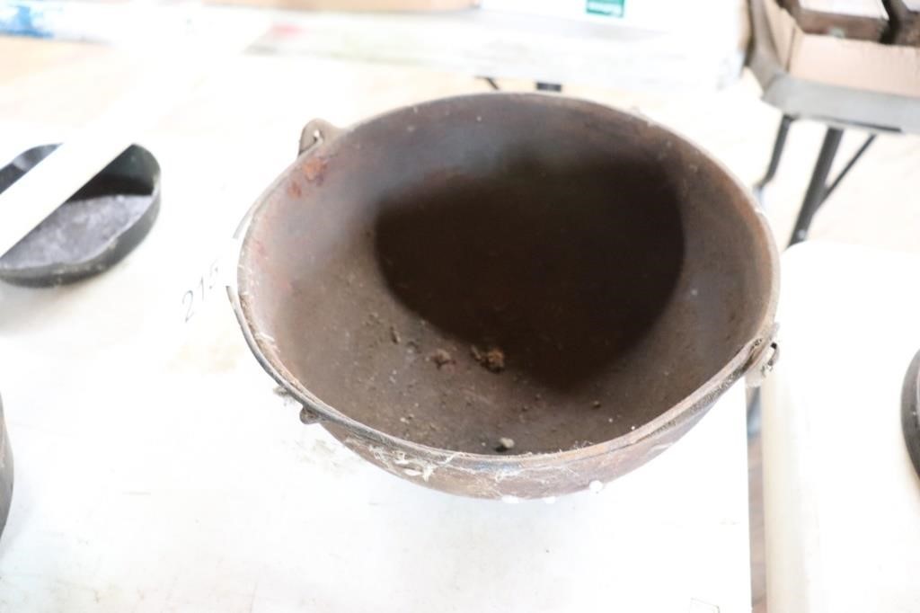 Unmarked Cast Iron Pot