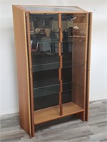 Varec Milano modern Italian display cabinet