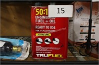 110floz fuel+oil for 2-cycle engines