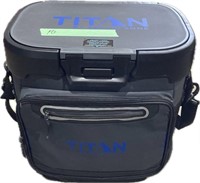 Titan 40 Can Collapsible Cooler *pre-owned