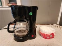 6 Cup Coffee Maker and Filters