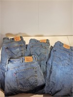 4 Pairs Of Levi Jeans