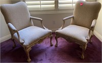 J - LOT OF 2 ARM CHAIRS (P1)