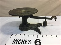 Cast iron scale Little Detective