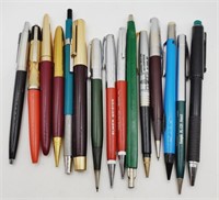 (E) vtg Pens and Pencils