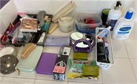 V - MIXED LOT OF PERSONAL CARE ITEMS (M32)