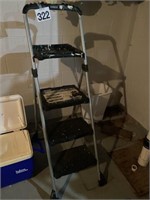 Cisco 3 ft step ladder