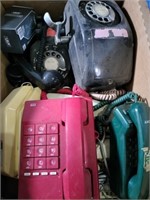 Lot of vintage phones