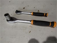 2 gearwrench ratchets