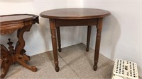 Round antique walnut table 35 inch diameter