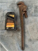 24" Ridgid pipe wrench/ 29pc drill set