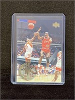 Michael Jordan UD 1984-85 ROOKIE YEARS GOLD SP