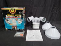 Motion sensor security light with original box