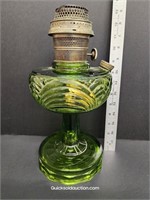 Vintage Aladdin Washington Drape Oil Lamp