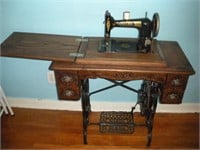 Mason Treadle Sewing Machine, 18x34x32