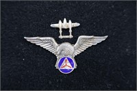 Sterling WWII Pilot Wings & Plane Pins Tot. 9g