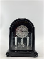 Battery operated Elgin anniversary style clock wit