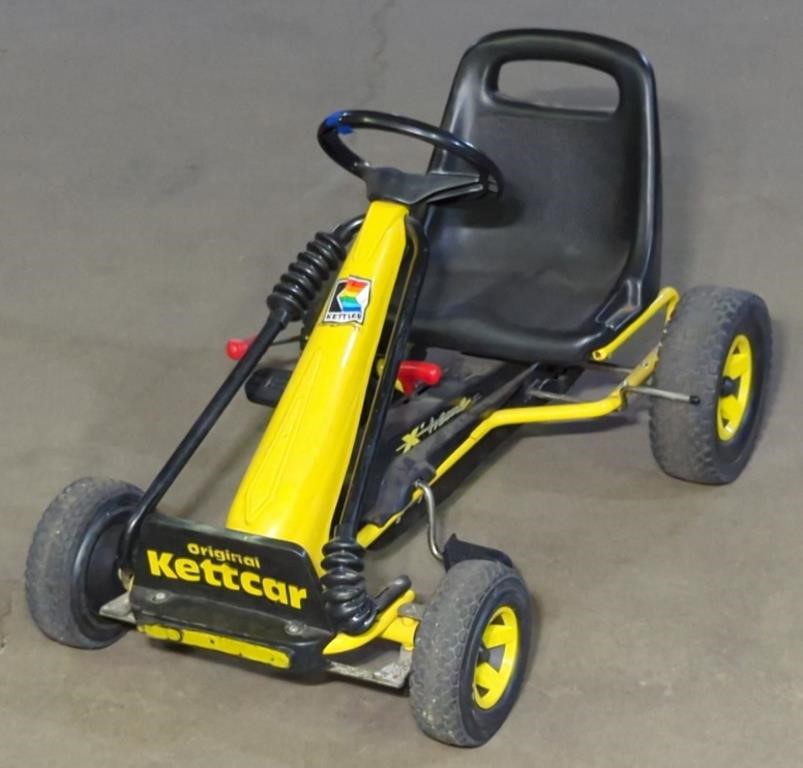 (L) Original Black & Yellow Kettler KETTCar